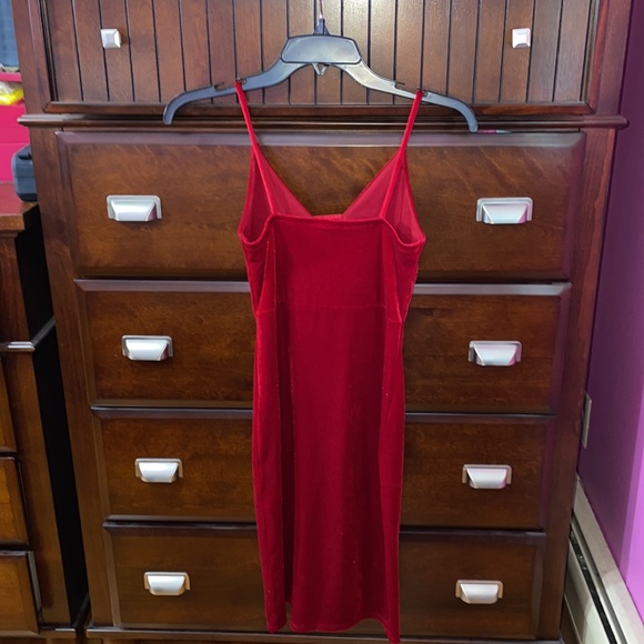Red Velvet Forever21 Evening Dress 💋 - Picture 2 of 5
